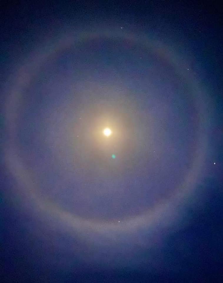 В такие моменты хочется верить, что это хороший знак В такие моменты хочется верить, что это хороший знак