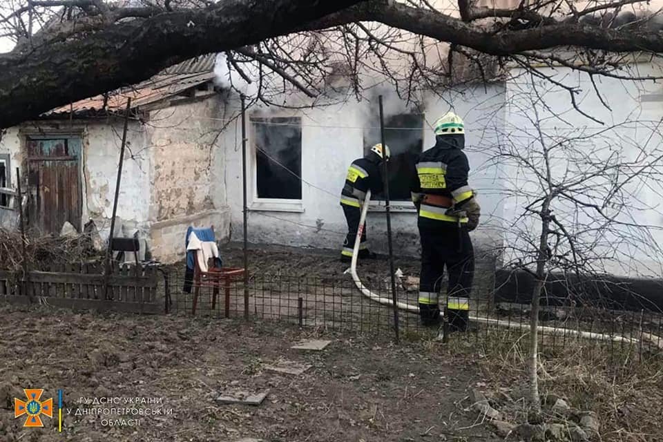 В Днепре на Семена Бардадыма горел дом: погиб мужчина 3