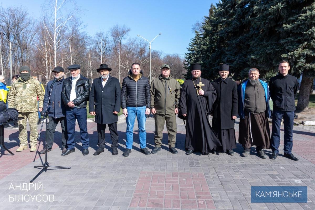 В Каменском прошло собрание с участием военных отдельного батальона территориальной обороны ВСУ 1