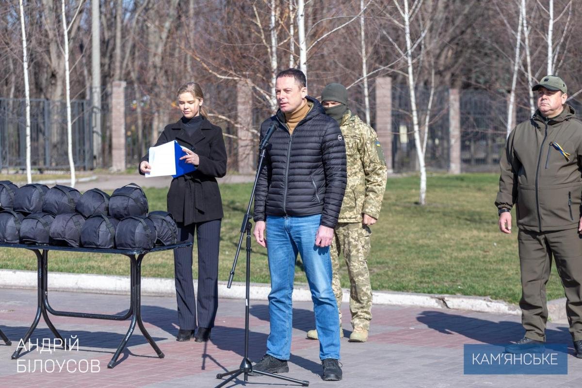 В Каменском прошло собрание с участием военных отдельного батальона территориальной обороны ВСУ 6