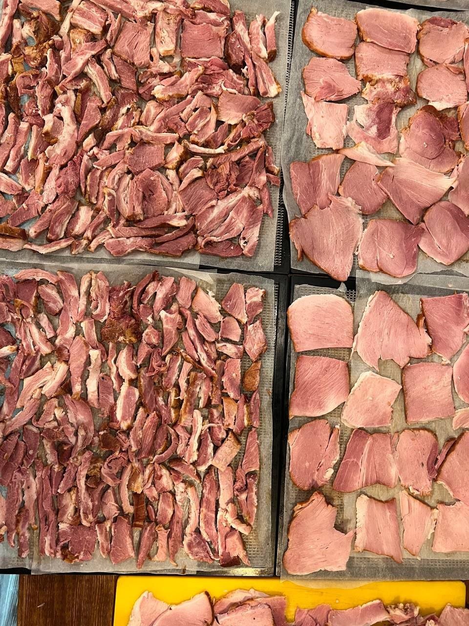 В Днепре волонтеры создают сухпайки для ВСУ из сушеного мяса и орехов: как помочь 15