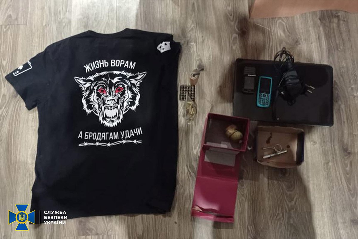 В Днепропетровской области банда угрожала теробороне и терроризировала людей 1