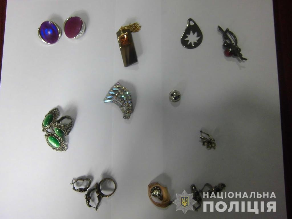 В Днепропетровской области в электричке мужчина избил и ограбил переселенку 2