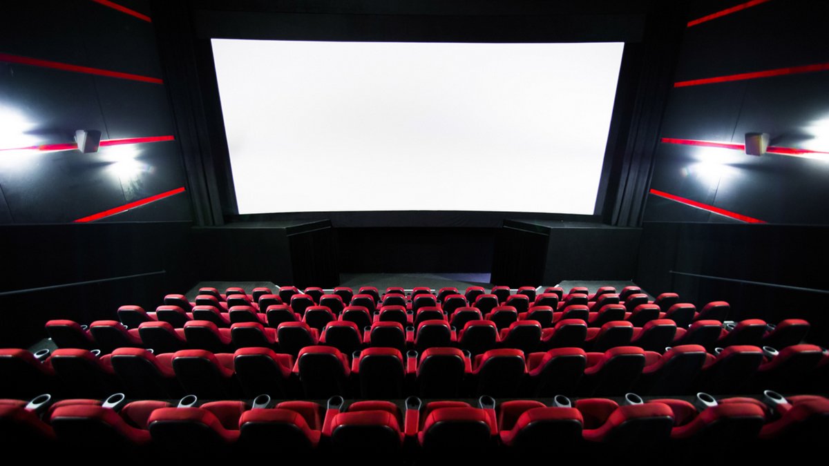 Кинотеатры Днепра возобновляют работу: что можно посмотреть на большом экране