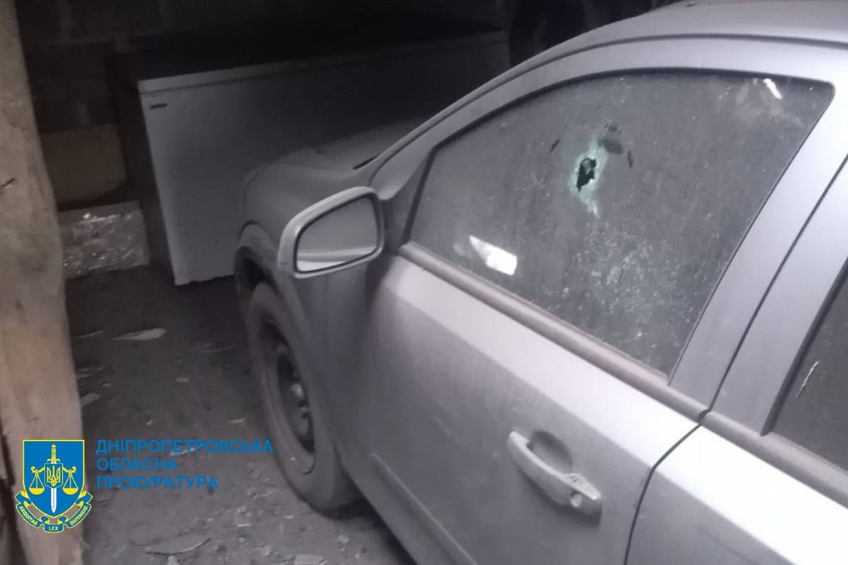 Повреждены дома и машины жителей села