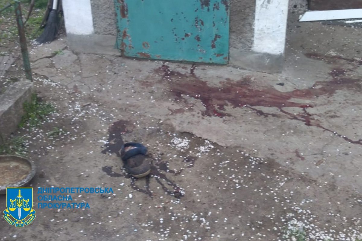 Такие действия рф угрожают мирному населению и нарушает нормы международного гуманитарного права, а именно конвенцию о запрете кассетного оружия, которая была принята в 2010 году