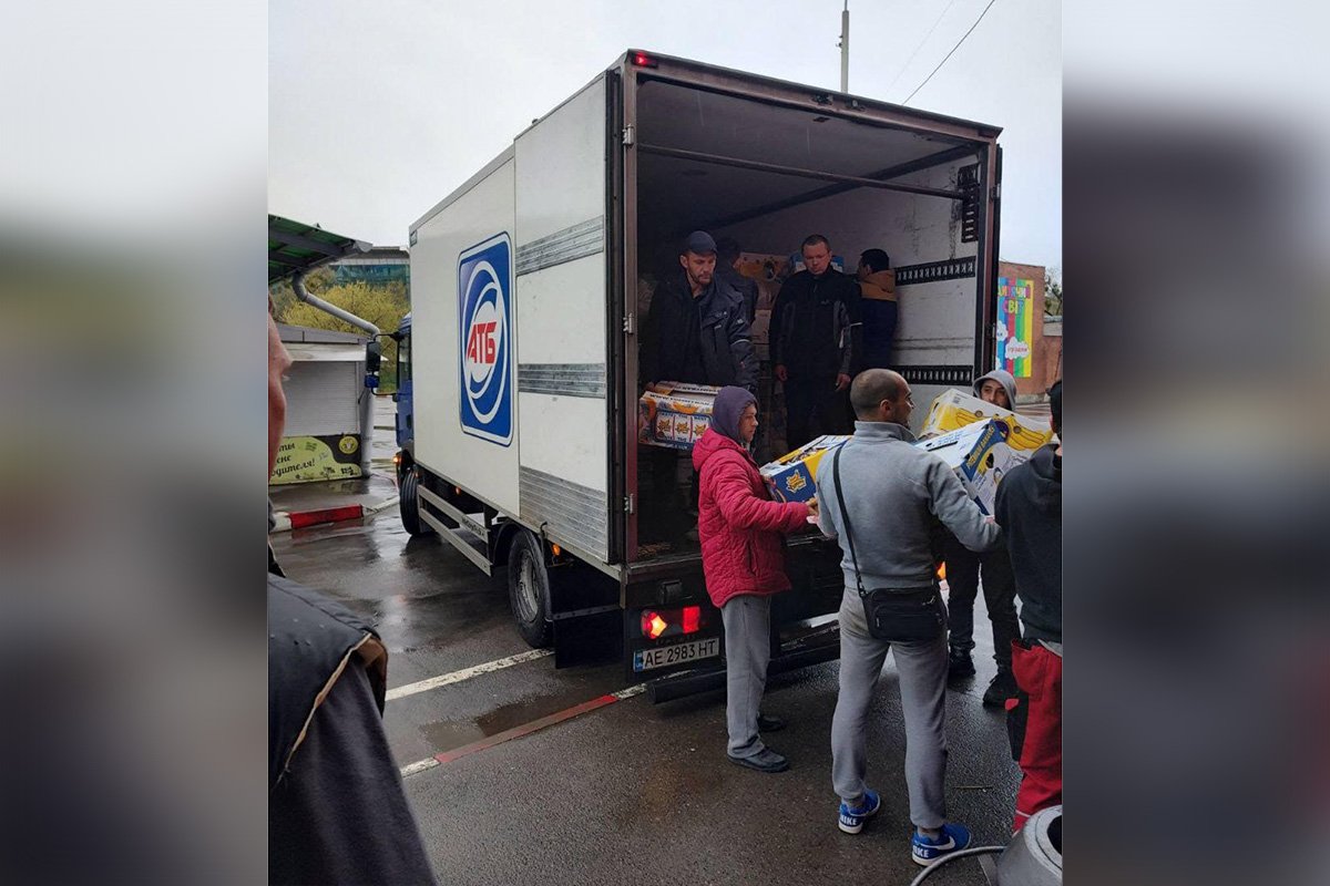 Доставку в город, находящийся под постоянными обстрелами оккупантов, осуществили водители предприятия «Транс Логистик»