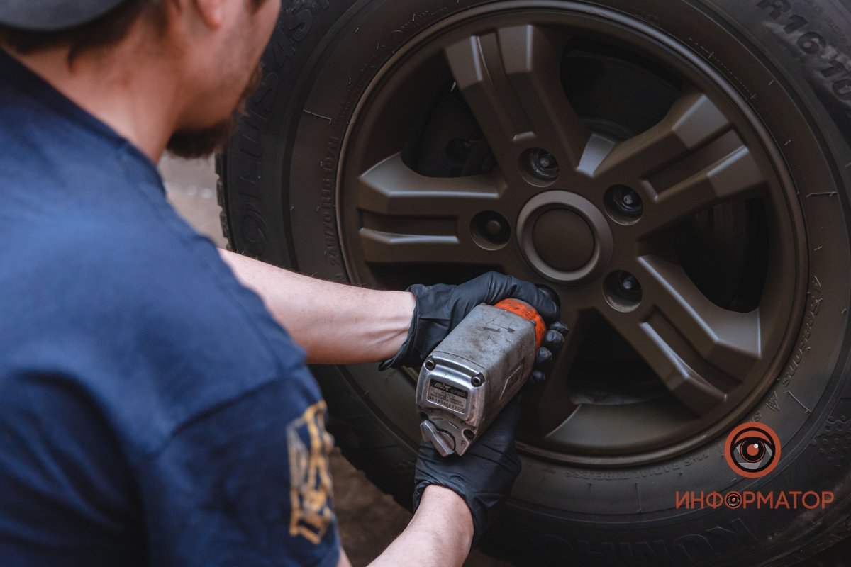 Чинят машины и помогают военным: где в Днепре найти крутой автосервис 13