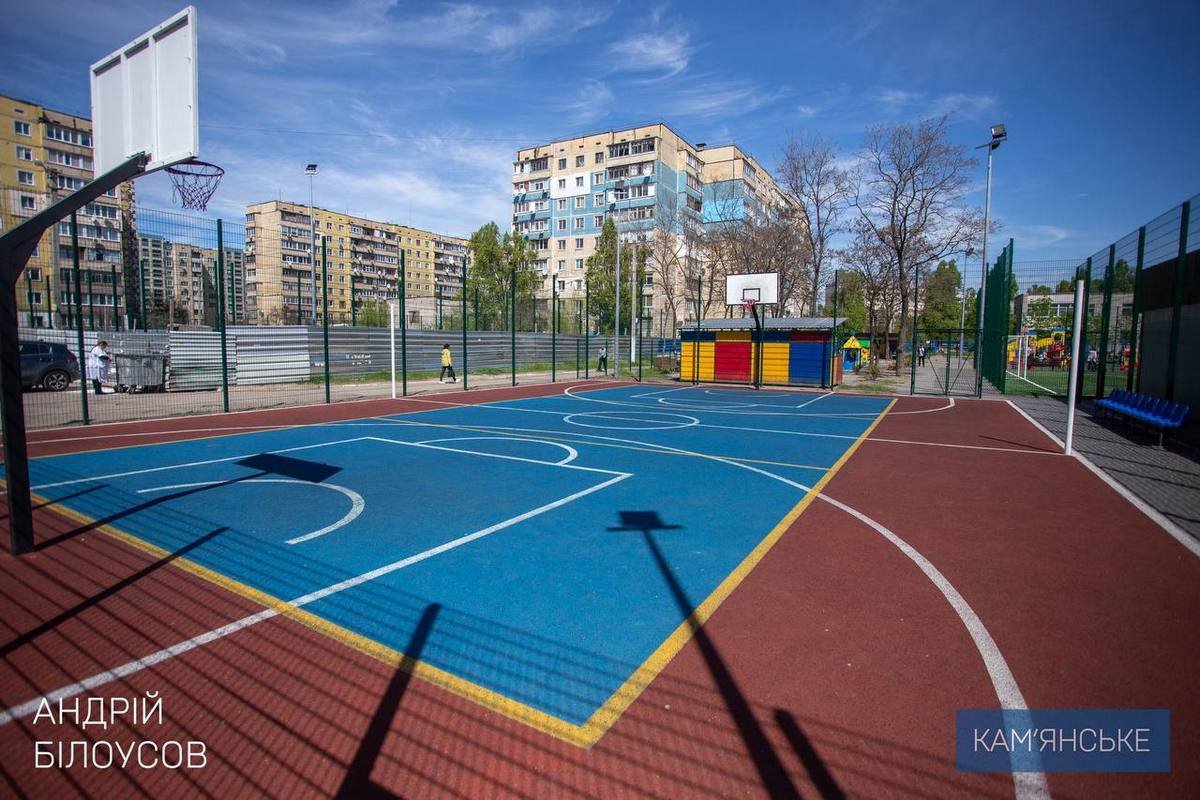 В Каменском продолжаются работы по благоустройству 3