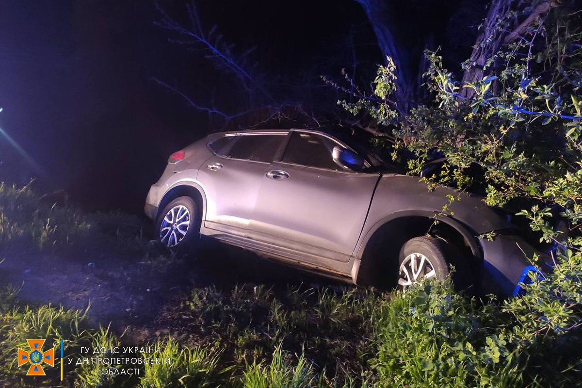 Авария случилась в районе села Ивановка примерно в 23:00 Авария случилась в районе села Ивановка примерно в 23:00