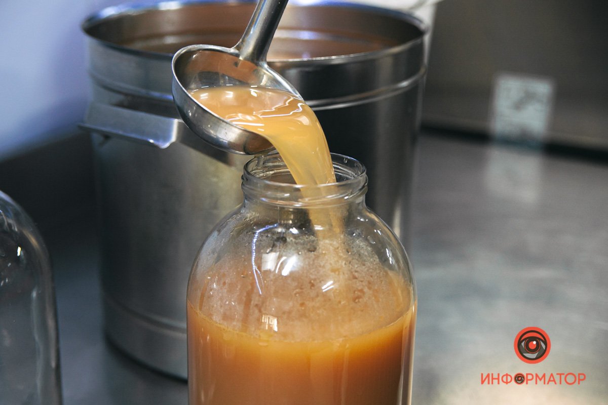 5000 порций ежедневно: как в Днепре SOHO Restaurant & Bar обеспечивает обедами Защитников Украины 14