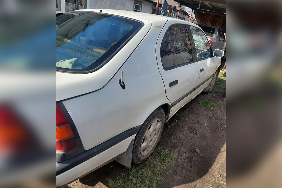 1600 долларов США 1600 долларов США