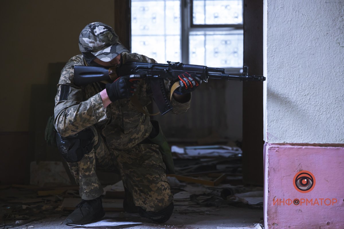 Взрывы гранат и эвакуация: как в Днепре проходят учения территориальной обороны 22