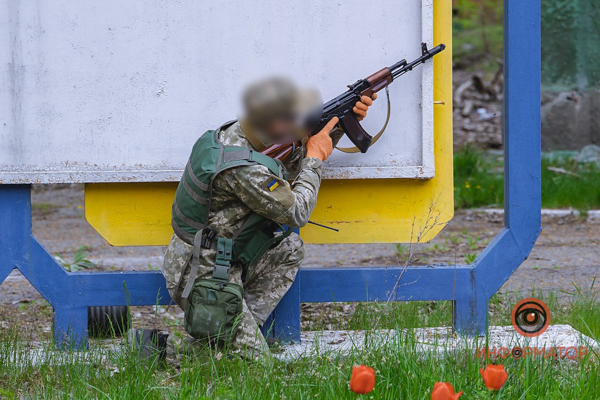 Взрывы гранат и эвакуация: как в Днепре проходят учения территориальной обороны 32