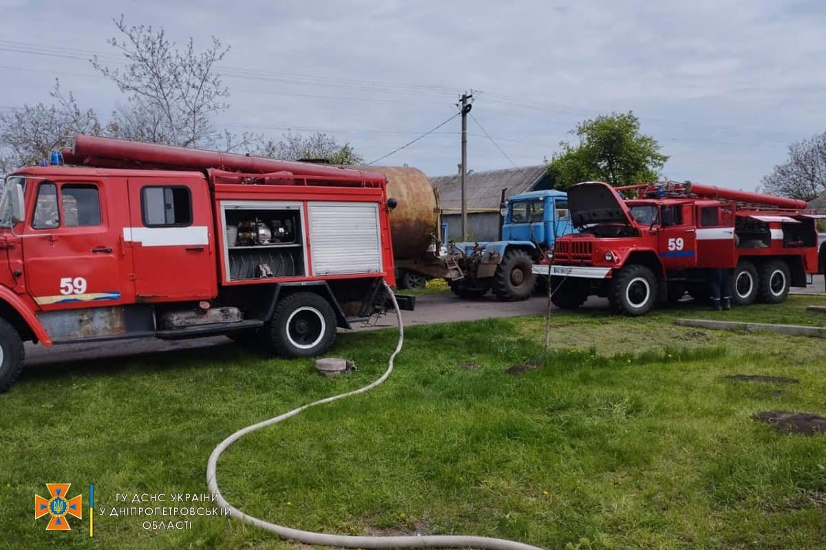 В Днепропетровской области возник пожар в частном доме 2