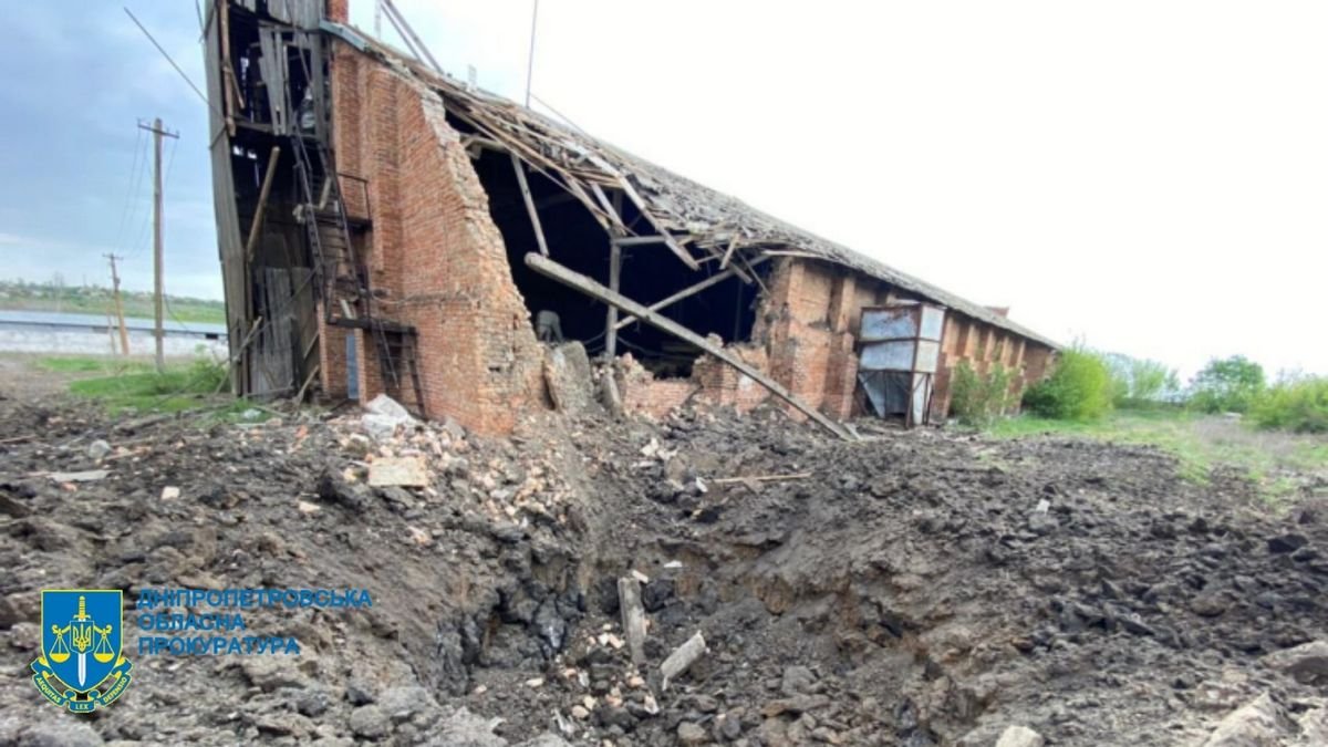 За день оккупанты не менее 4 раз обстреляли Синельниковский район: начали расследование 3