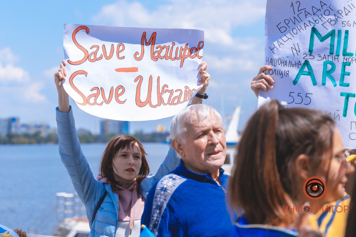 Воины окружены, но их дух не сломать