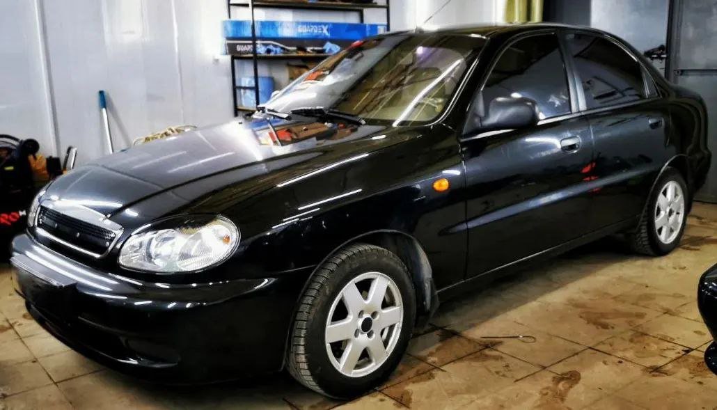 Ателье тонировки автомобилей и стайлинга "Автостайл Днепр" 1