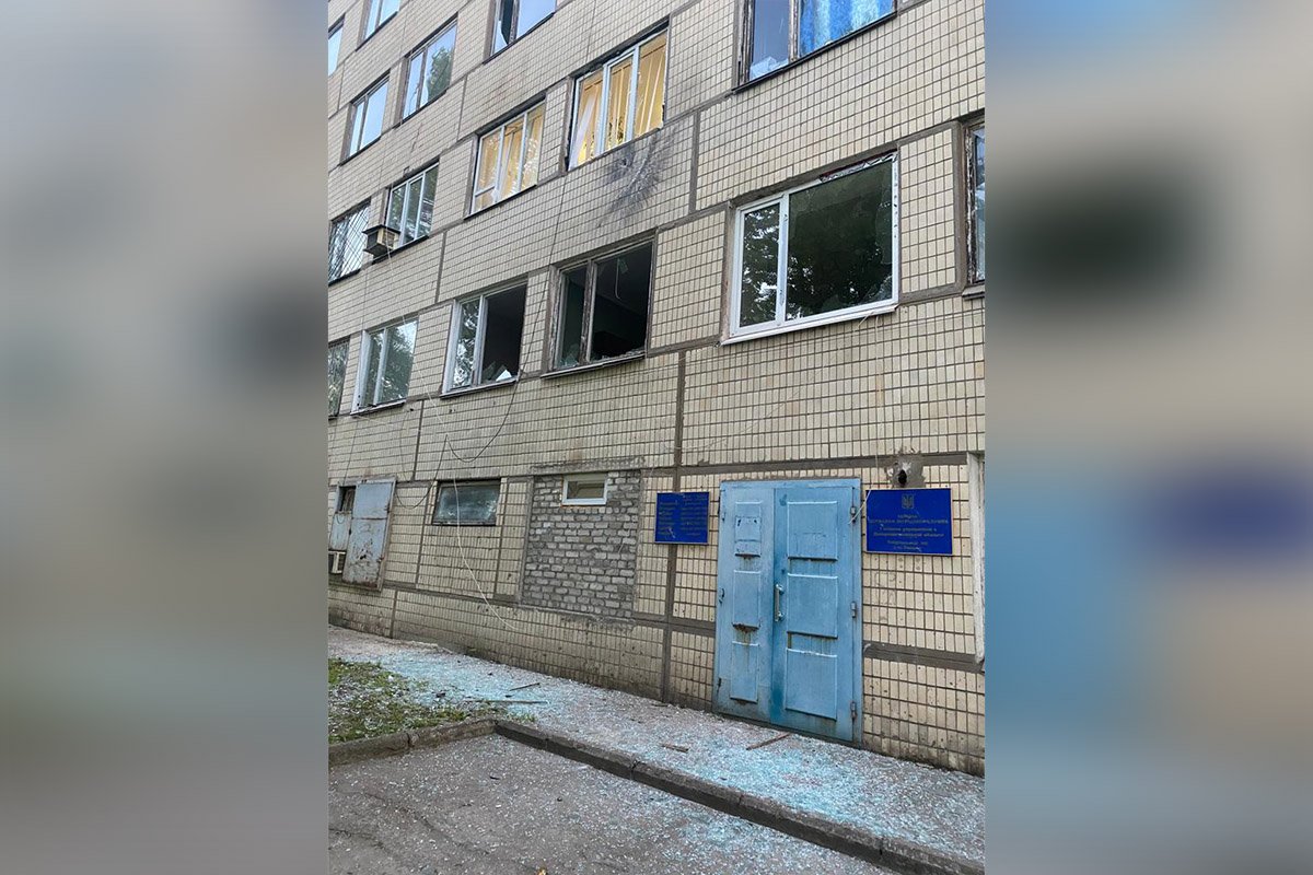 Поврежденное здание Поврежденное здание