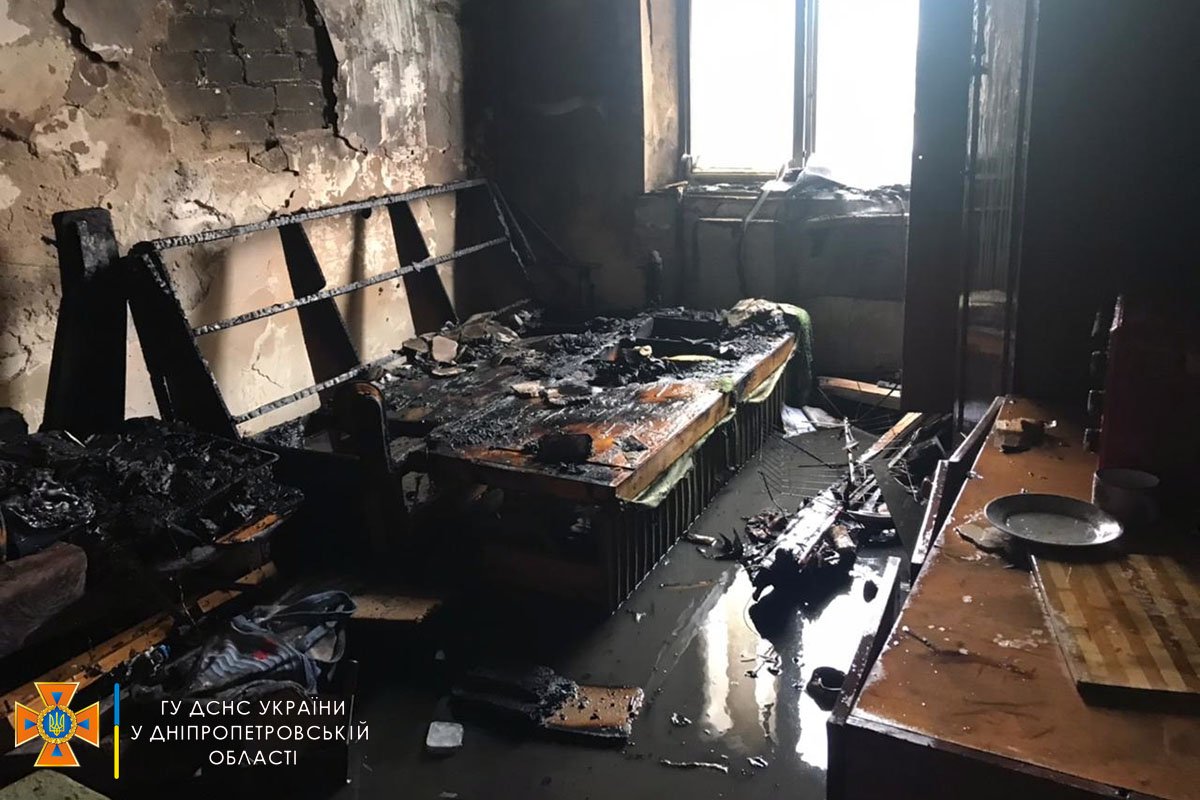 В Днепропетровской области горела квартира в 9-этажном жилом доме 2