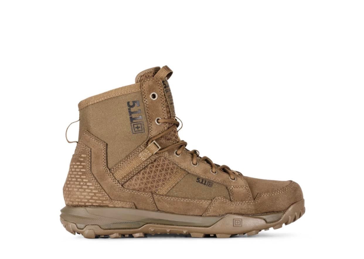 В Днепре ночью из машины украли военную амуницию: нужна помощь свидетелей 6