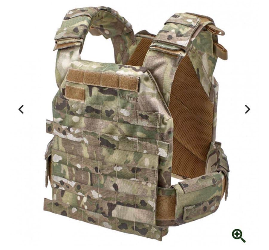 В Днепре ночью из машины украли военную амуницию: нужна помощь свидетелей 9