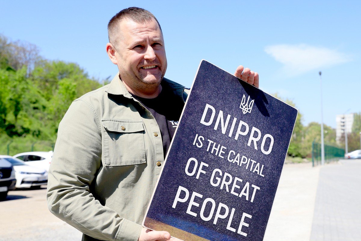 Филатов: «За все время войны только Днепр передал на нужды фронта 300 автомобилей» 11