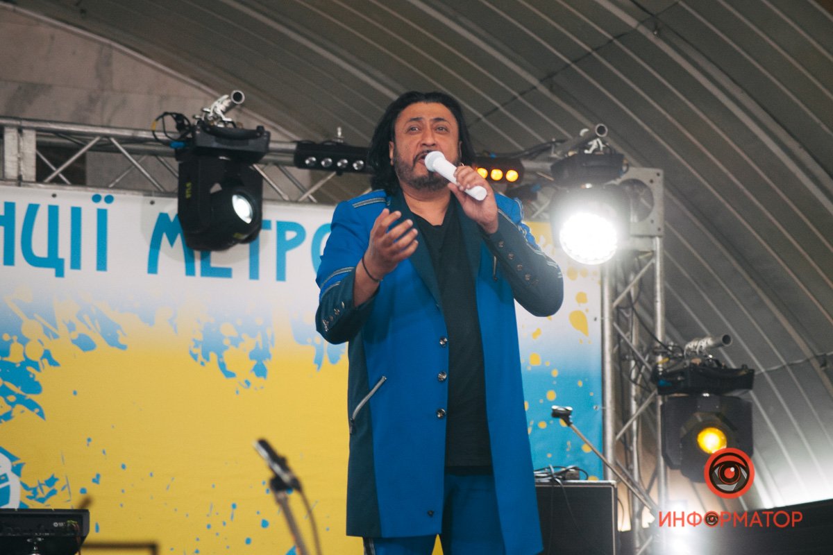 За победу Украины 