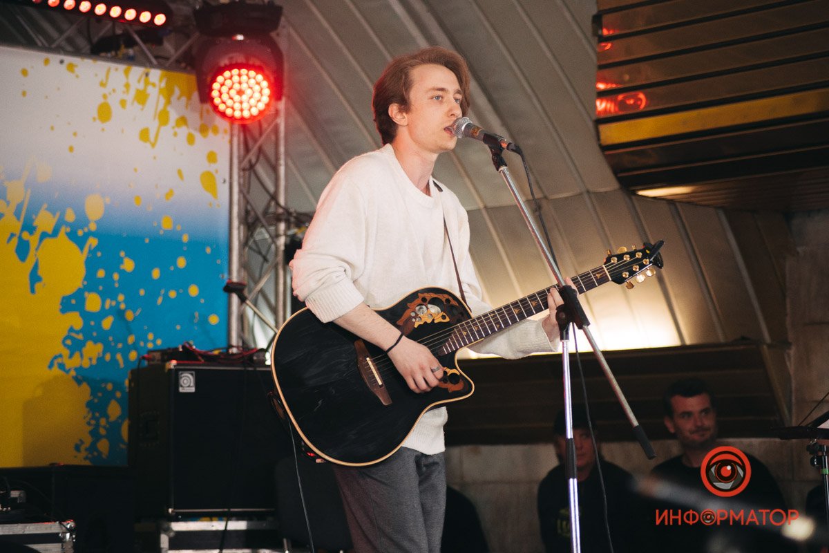 Поддержим наших военных