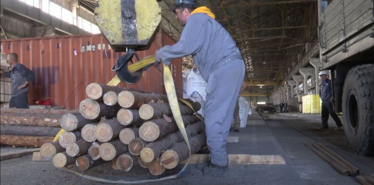 Компания ИНТЕРПАЙП вместе с профсоюзами поддерживает защитников Днепропетровщины 4