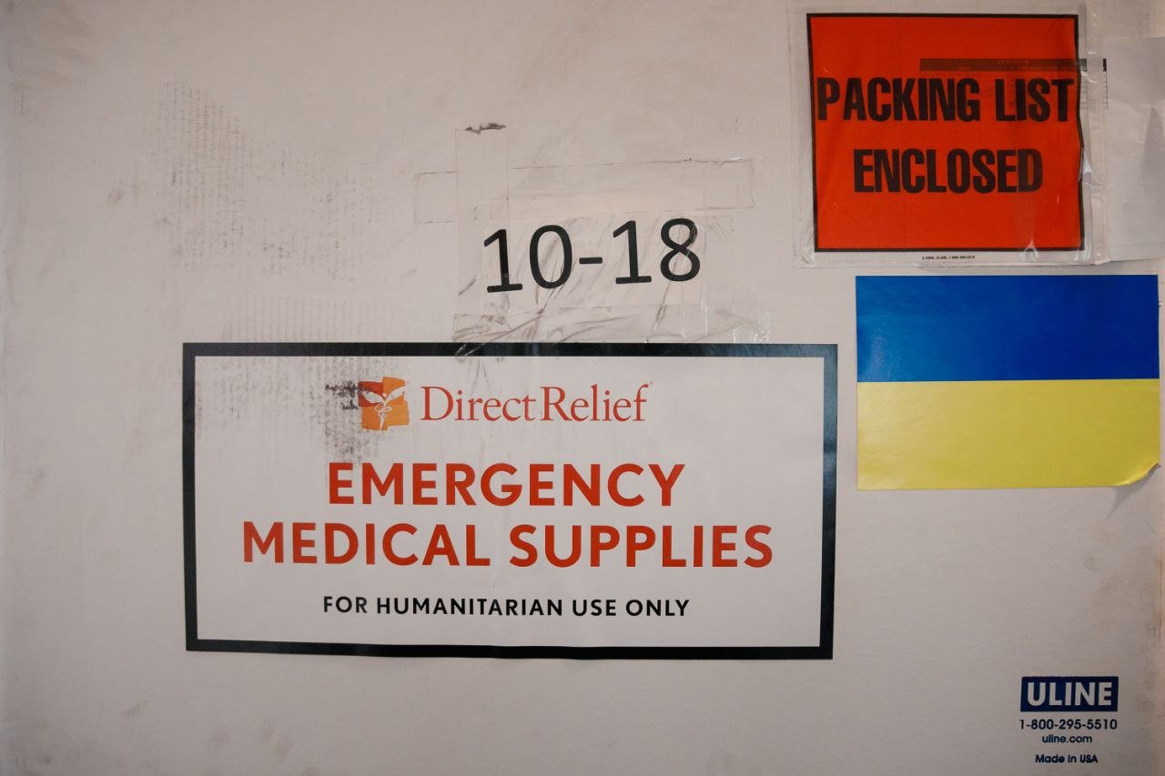Мобильный военный госпиталь от «Direct Relief» благодаря волонтерам «ТАПС-Украина» и Координационному штабу волонтеров Днепра передали ВСУ 10