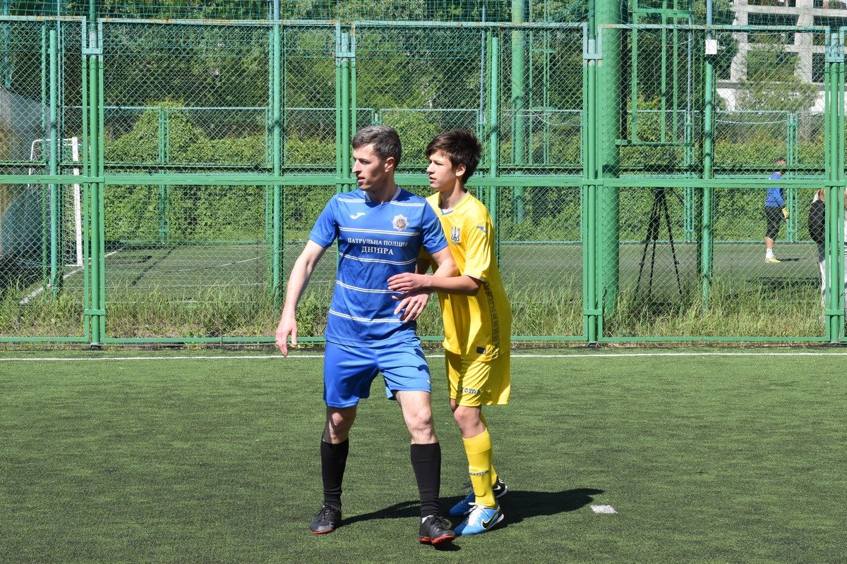 Футбол объединяет Футбол объединяет