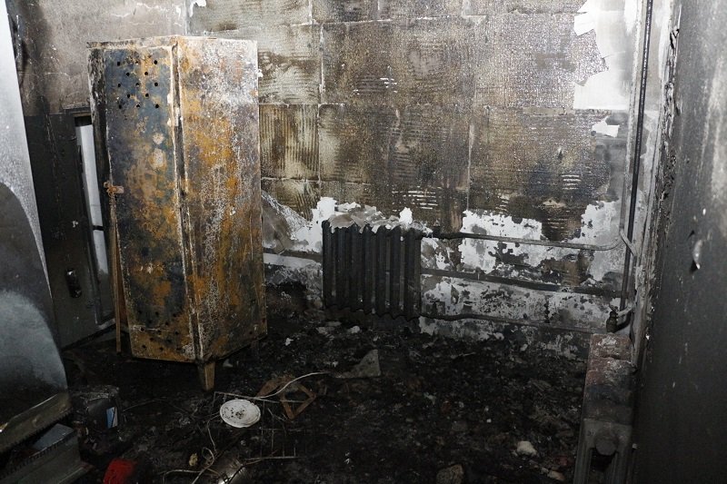 В Днепре ночью горела канализационная насосная станция (ФОТО, ВИДЕО) 1