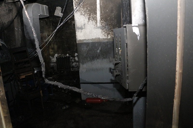 В Днепре ночью горела канализационная насосная станция (ФОТО, ВИДЕО) 7