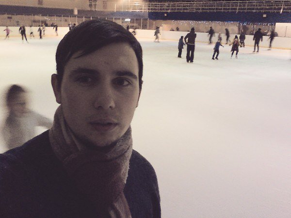 В Днепре проходит благотворительный аукцион свиданий (ФОТО) 13