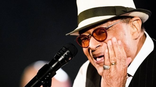 Умер джазовый певец, семикратный обладатель Грэмми (ФОТО, ВИДЕО) 2