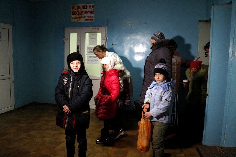 Больницы Днепра приняли 20 детей из Авдеевки (ФОТО) 5