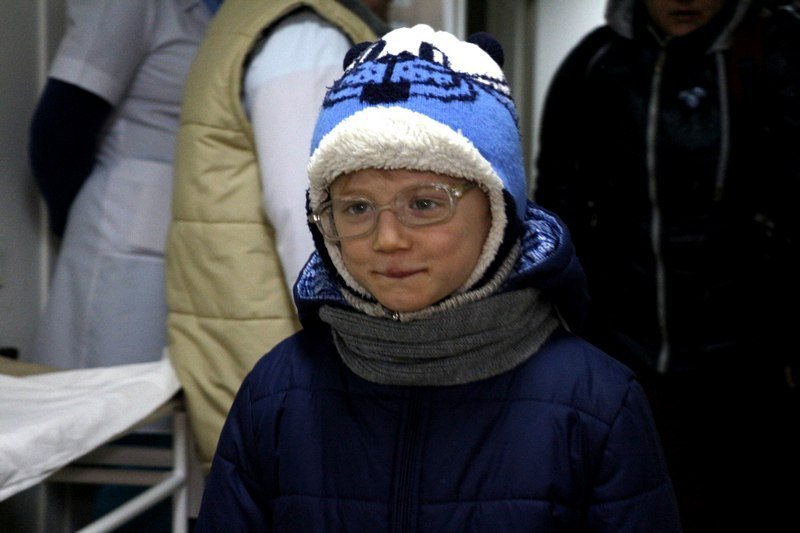 Больницы Днепра приняли 20 детей из Авдеевки (ФОТО) 11