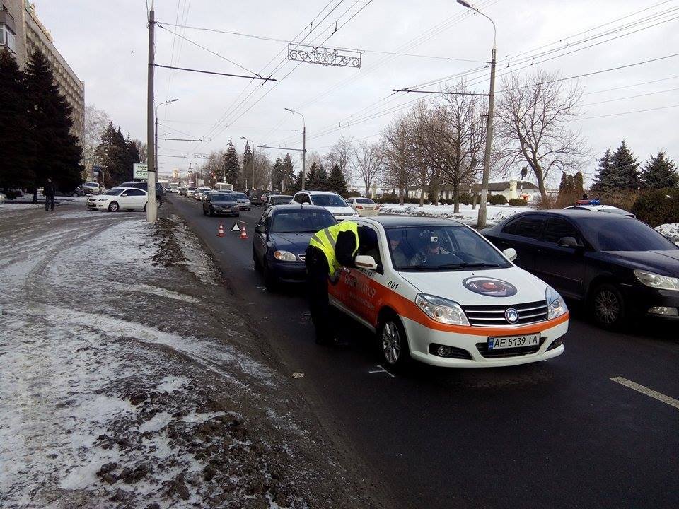 На Набережной пробка: в авто Информатора въехал Zaz Daewoo (ФОТО) 4