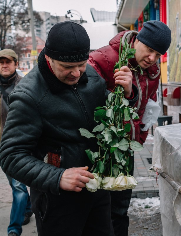 Цена любви: сколько стоит купить подарок и цветы на День Святого Валентина в Днепре (ФОТО) 3
