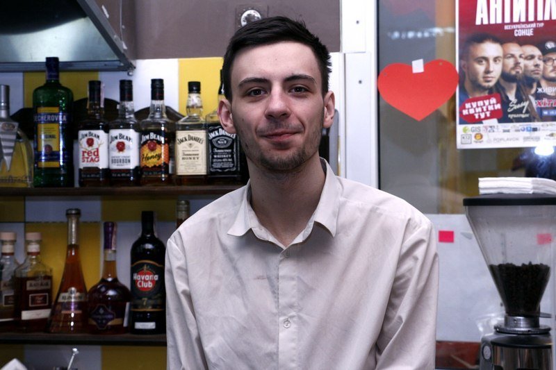 Обзор заведений Днепра: квартирники и настоящие бургеры в "Susy" (ФОТО) 5