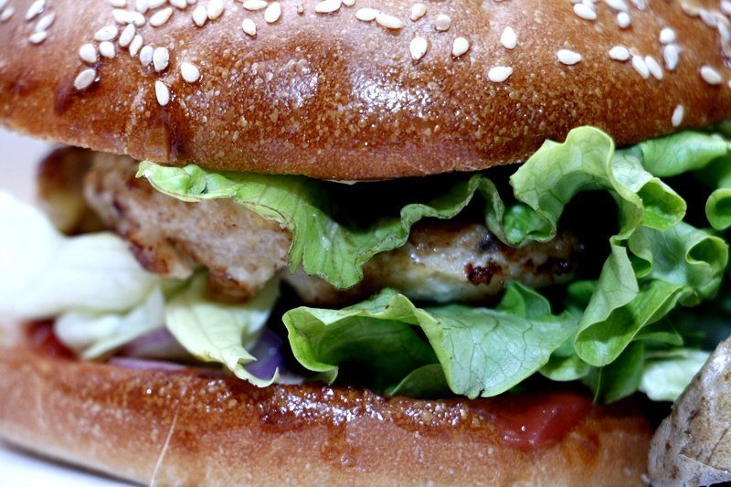 Обзор заведений Днепра: квартирники и настоящие бургеры в "Susy" (ФОТО) 10