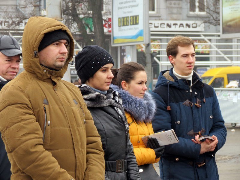 История в Днепре: активисты рассказали жителям, кто такой Александр Поль (ФОТО) 6