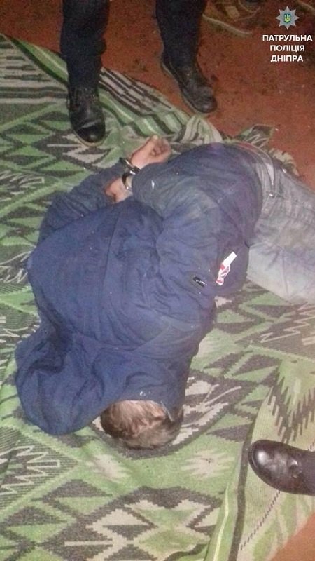 В Днепре "на горячем" задержали вора-домушника (ФОТО) 1