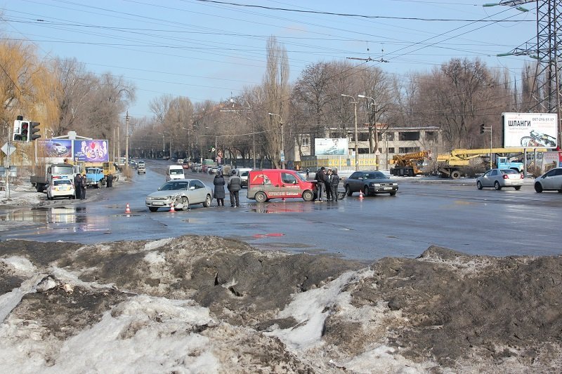 ДТП на Шинной: столкнулись Mazda и Fiat (ФОТО) 1