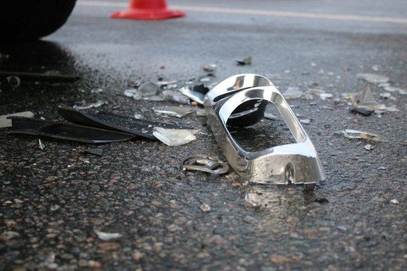 ДТП возле цирка: Mazda ударила Ford (ФОТО) 5