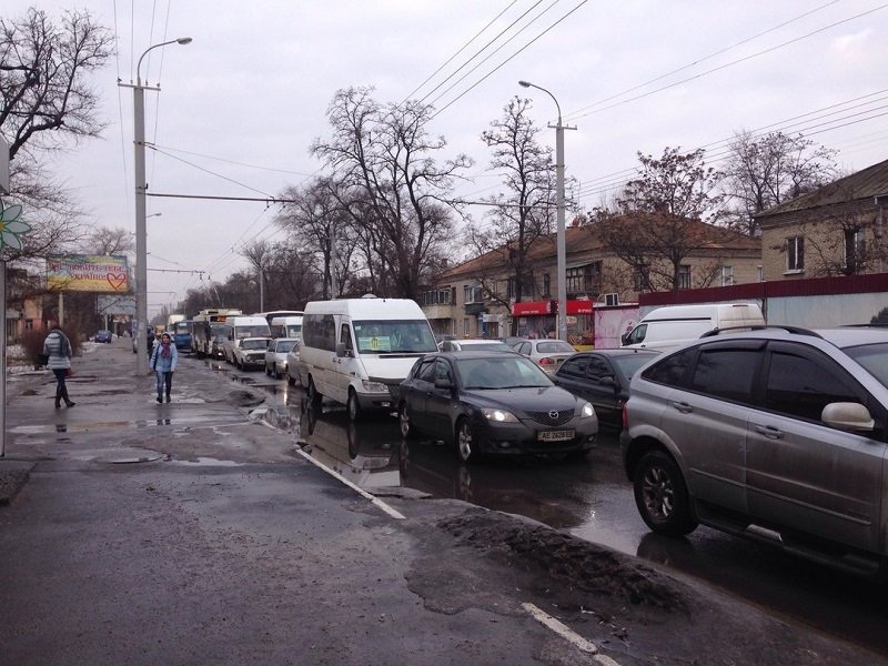 Огромная пробка на Слобожанском: столкнулись маршрутка и Honda (ФОТО) 5