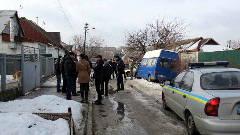 Рейдерский захват в Днепре: у волонтера пытались отобрать дом (ФОТО) 3