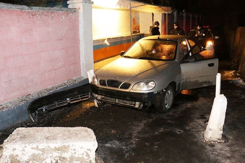 Водитель Daewoo, уходя от погони по навигатору, попал в ДТП (ФОТО) 6