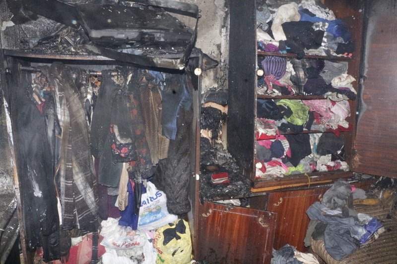 В переулке Лиственном произошел пожар (ФОТО) 8